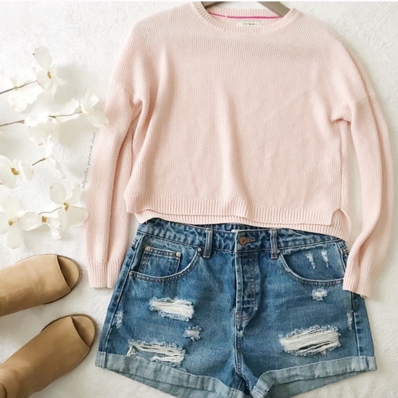 Light Pink Cropped Sweater - Picture 1 of 6